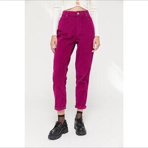 BDG Urban Outfitters Mom High Rise Magenta Corduroy Tapered Pants Size 25 Waist